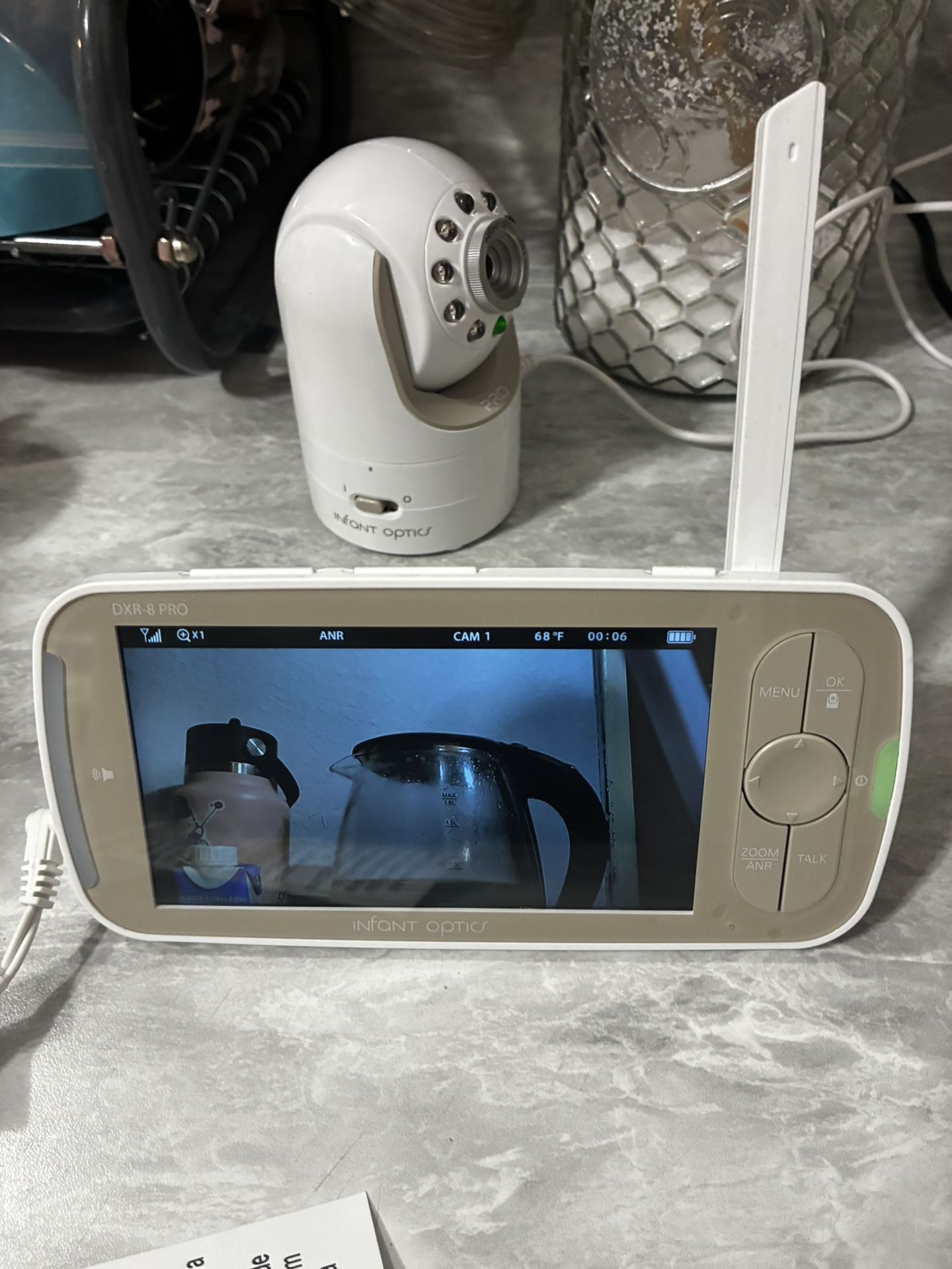 DXR-8 Video Surveillance System