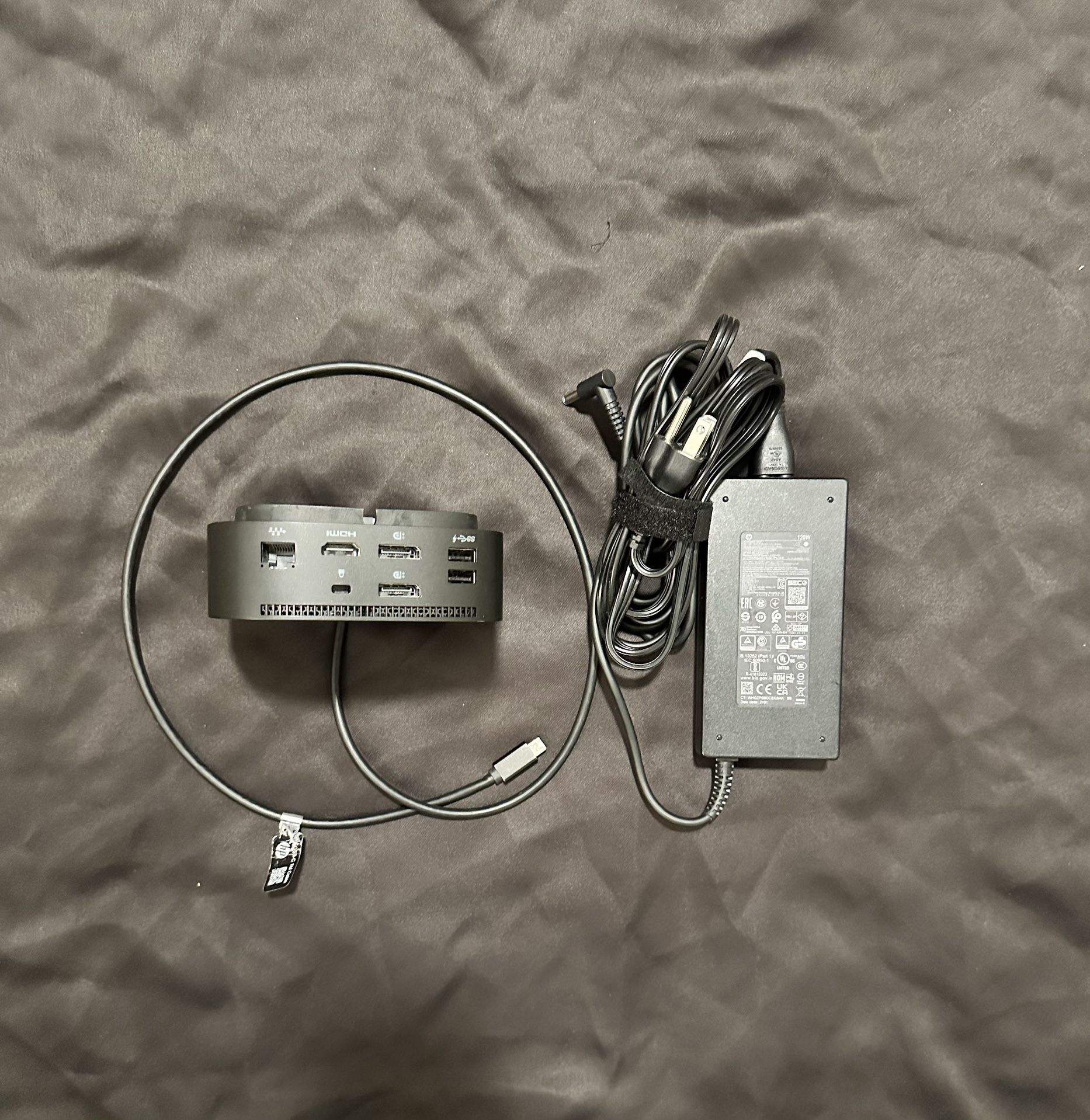 1 x HP Docking Station for Laptop Dual Monitor Bundle 5TW10AA
