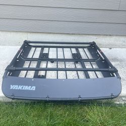 Yakima Off Grid Roof Cargo Basket