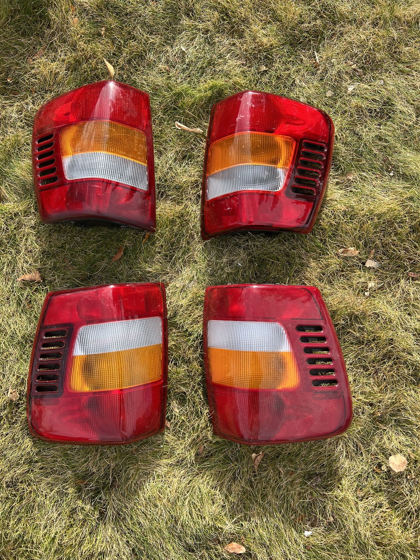 Grand Cherokee tail lights