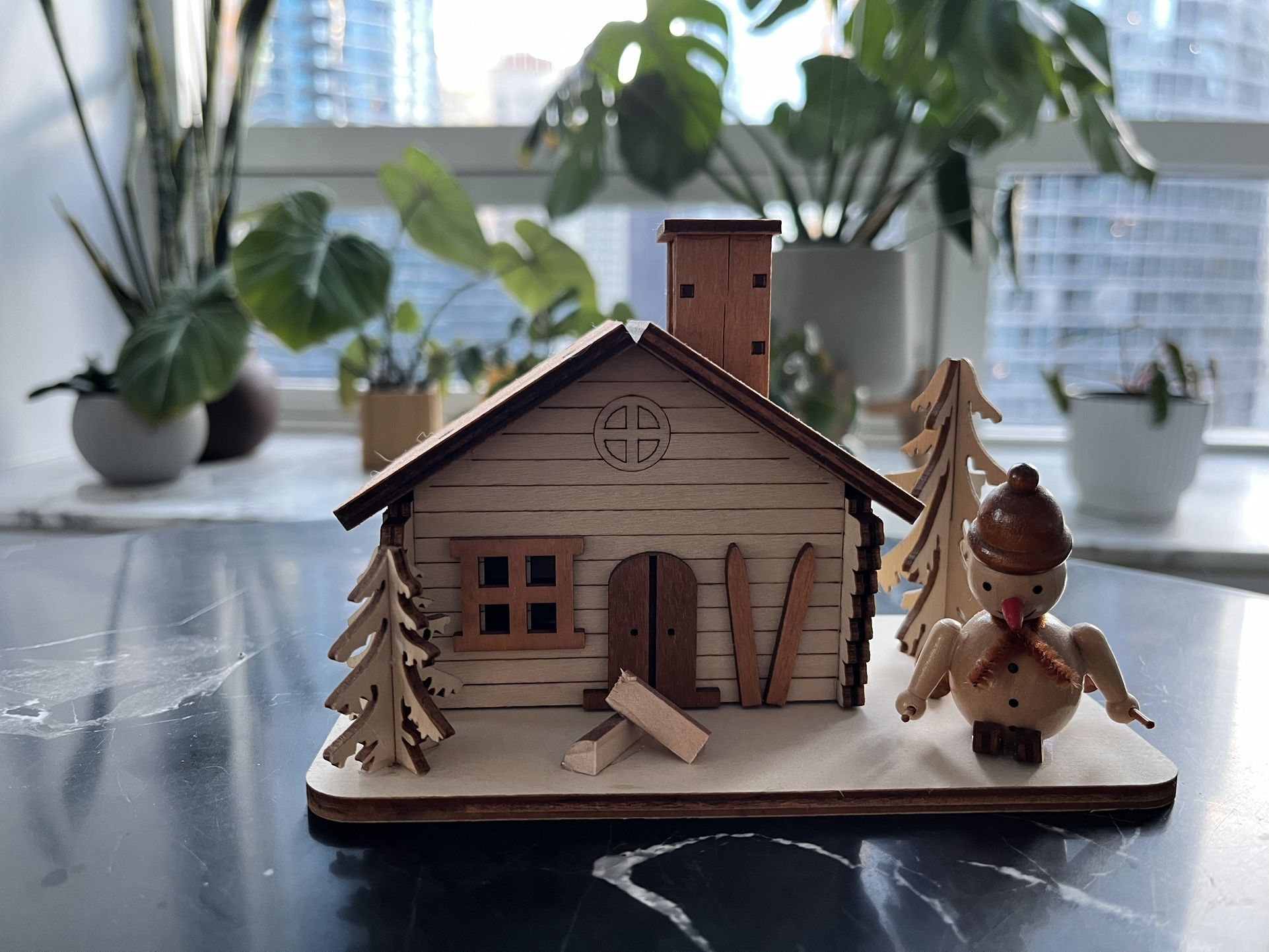 Mini Wooden House Incense Holder + Pine Incense Pack