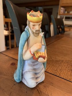 Hummel “King of Jewels” for Nativity Scene