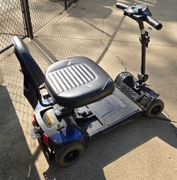 Mobility Scooter *NO BATTERY*
