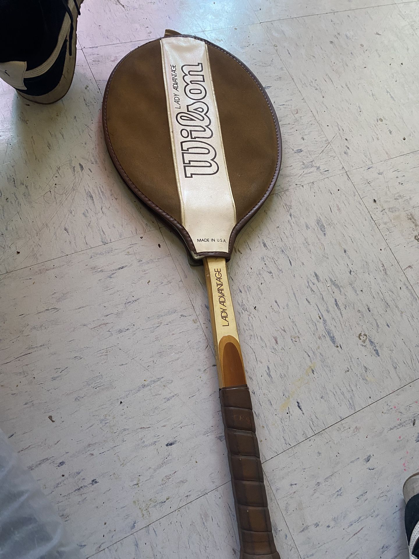 Lady Advantage (Wilson) Tennis Racket