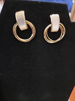 Itzel Jewelry