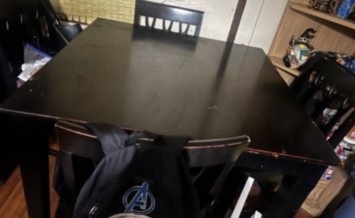 Free table