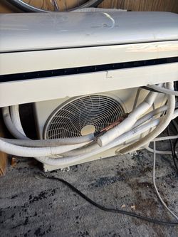 12000 BTU Minisplit -United appliances
