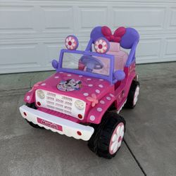 Minnie Mouse Electric Car