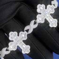 Cross Moissinate Bracelet VAULTLINEHTX 