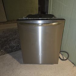 Brand New Dishwasher 