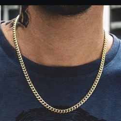 Men’s gold chain 24”