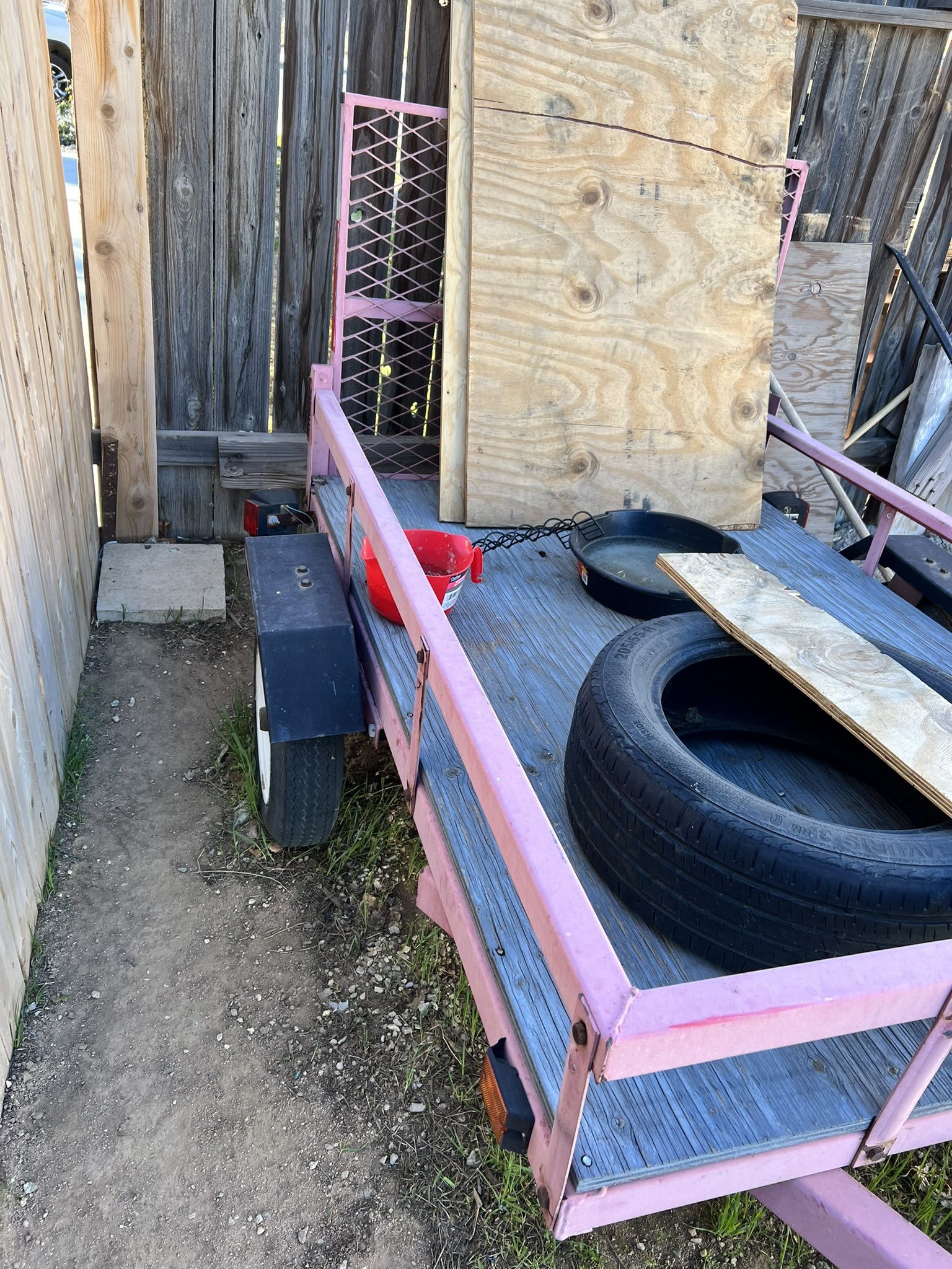 Toy Hauler (Small)