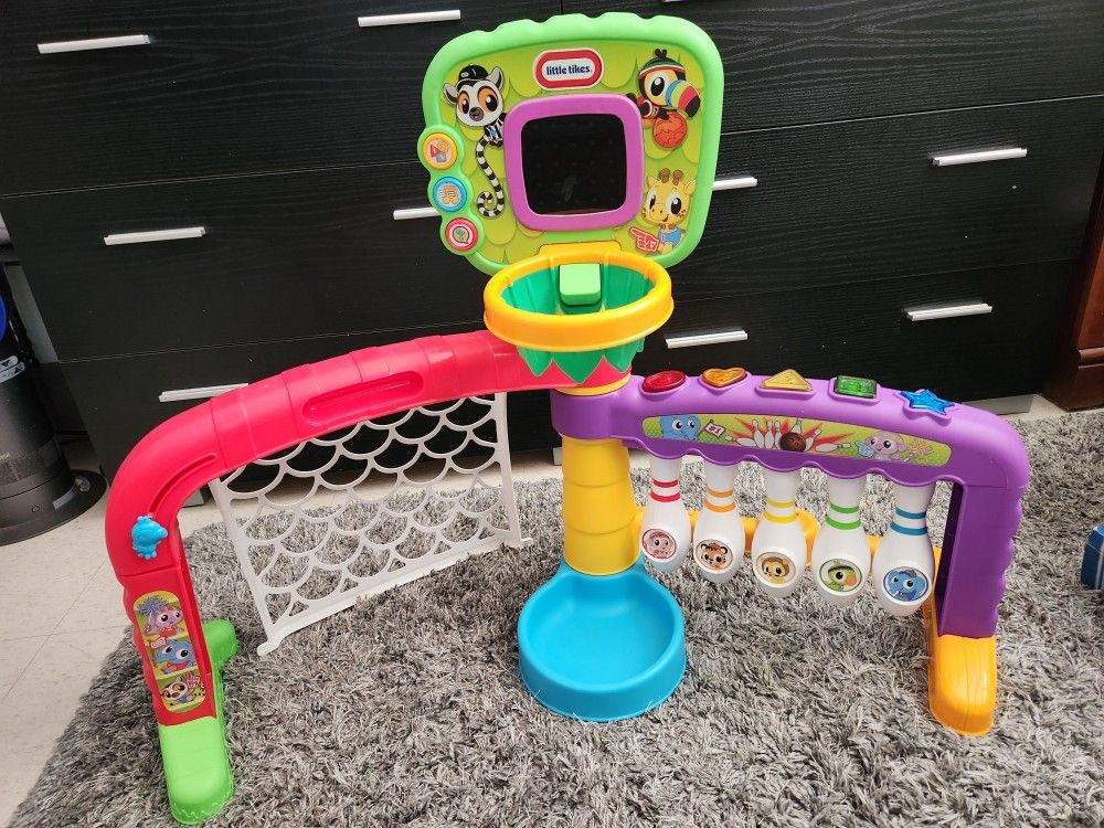 Little Tikes Soccer Basket Bowling