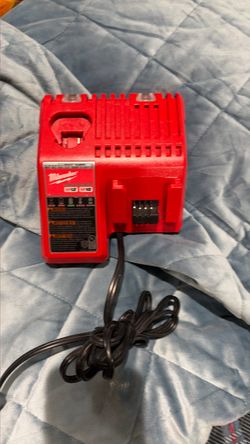Milwaukee M12 M18 Dual Battery Charger