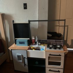 Kids Kitchen 