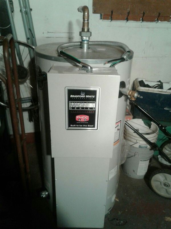 50 gal. Bradford White Commercial Water Heater for Sale in Denver, CO