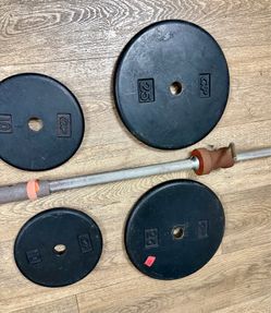 7 ft Standard Steel VINTAGE Bar With  Cast Iron Weight Plates:25s, 10s, 7.5s, 5s & 2.5 lbs (Total: 125 lbs)