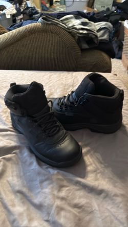 Men’s boots - Timberland - 8 1/2 Wide