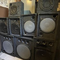 9 Pieces Of Bosina Semi-New   250$