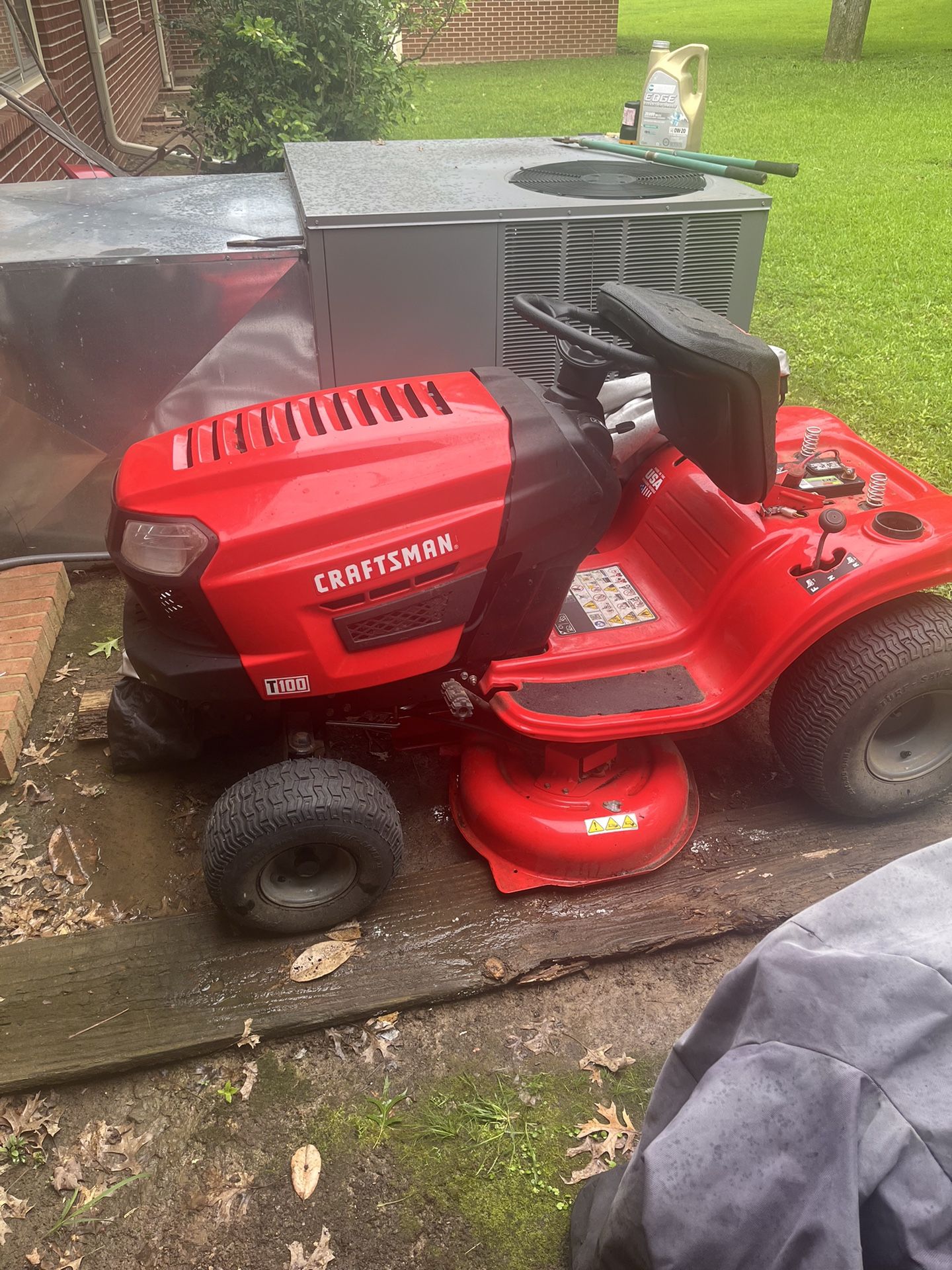 Ride On Mower Like New