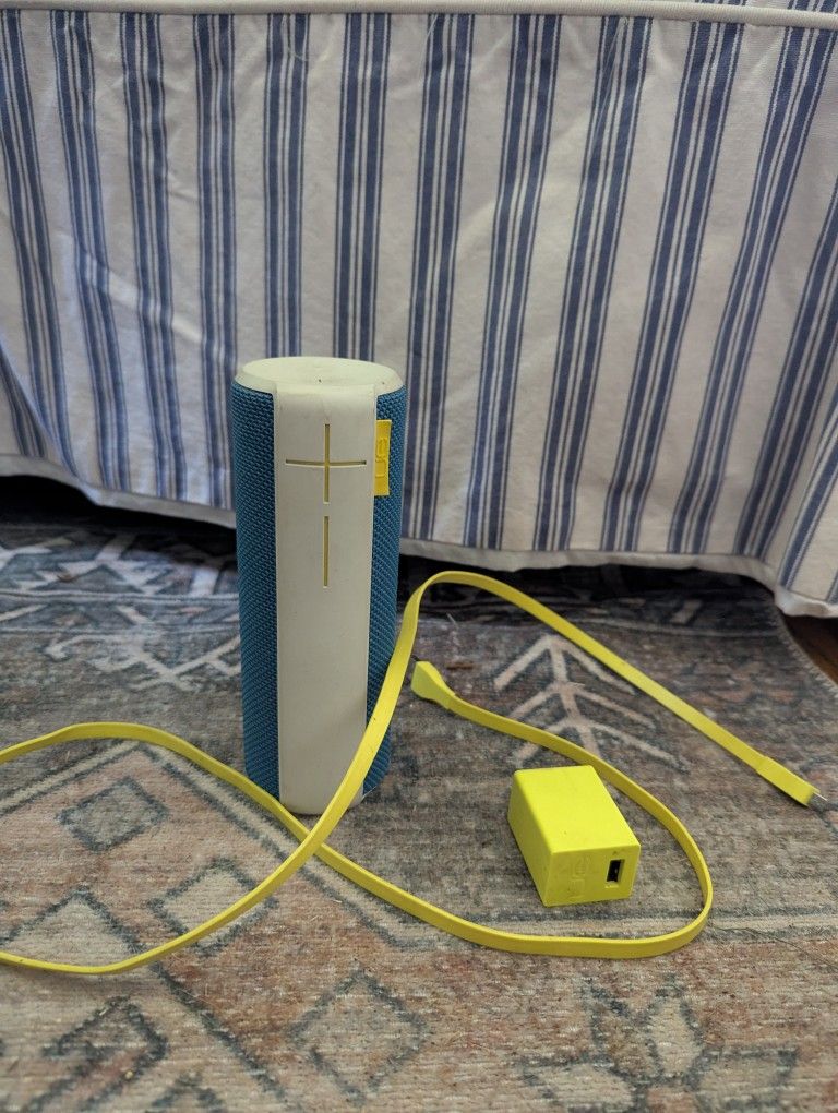 UE boom bluetooth speaker