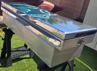Toolbox for Truck bed with locks.