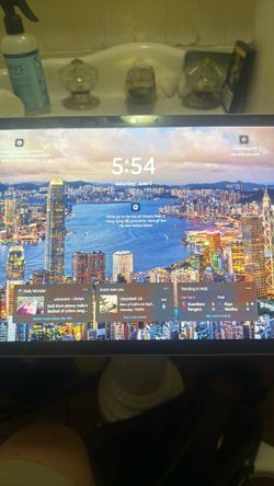 Microsoft Surface Pro with 5G – 16GB RAM / 512GB SSD