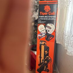 Tiger Cub Golfing Set,