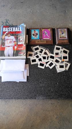 Baseball Card Lot with Plaques and Beckett Guide