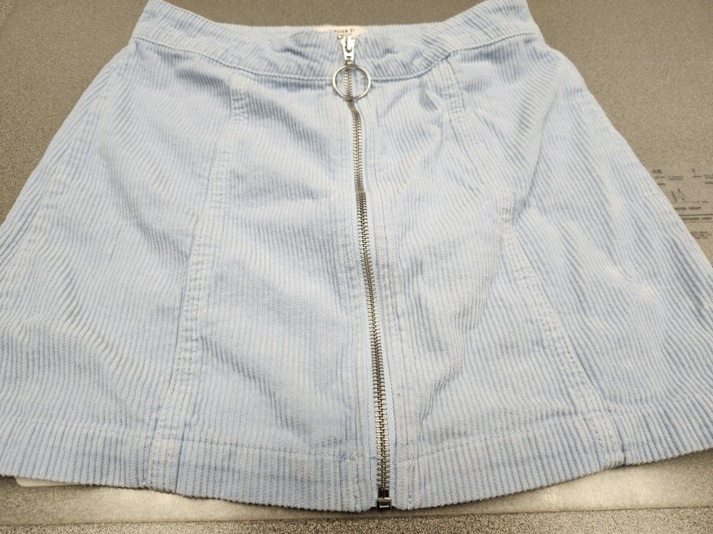 Forever 21 Skirt Size Small 