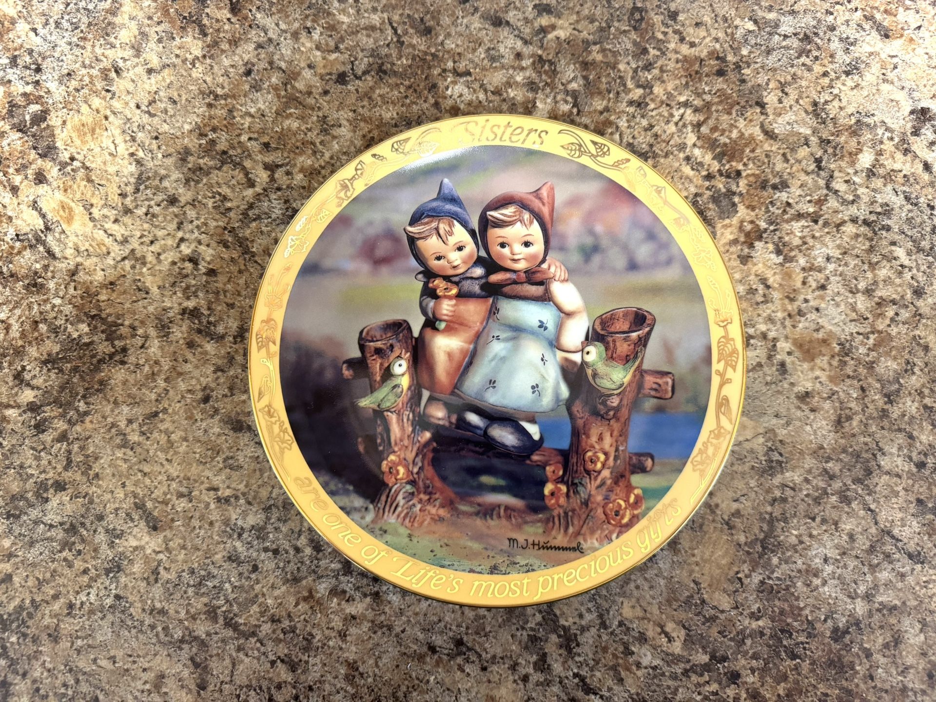 SISTERS PLATE Danbury Mint M.J. Hummel Collection  -  8-1/4" - Serial #F3195