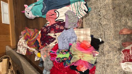 FREE 4T/5T girls clothes