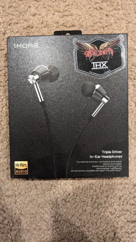 Aerosmith 1MORE Triple Driver Earbuds