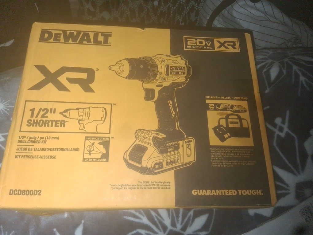 Dewalt XR 1/2" Drill Driver Kit