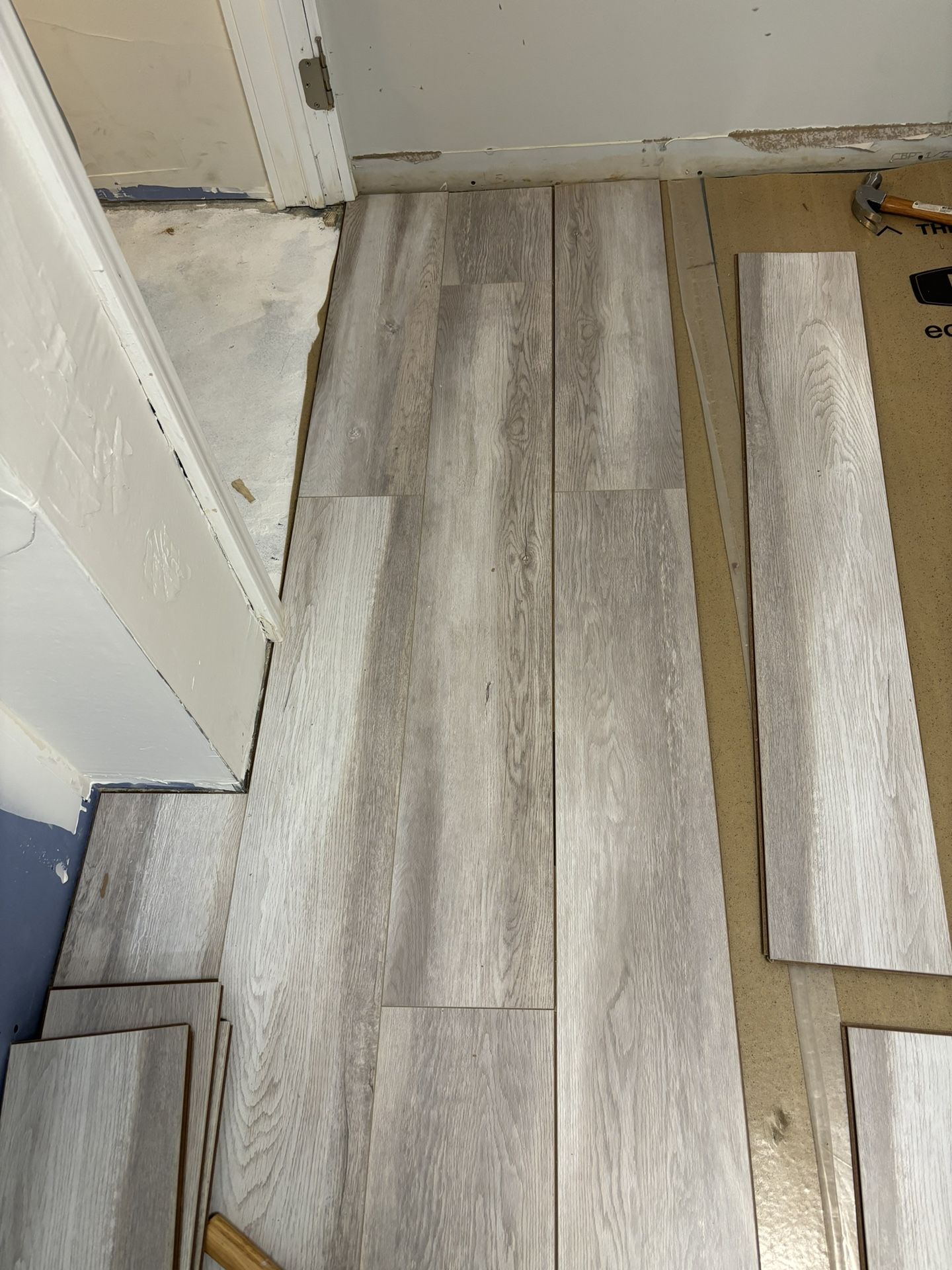 Gray Wayfair Laminate Flooring 480sqft
