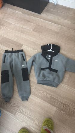 Nike suit