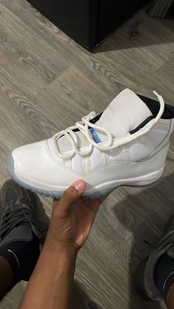 Legend blue jordan 11’s