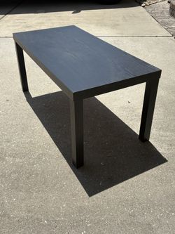 39”x 19” Black Coffee Table. 17.5” Height