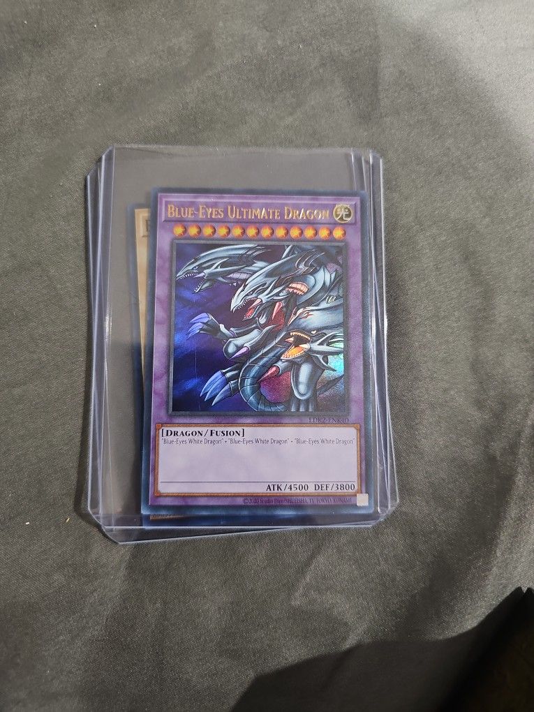 Blue- Eyes Ultimate Dragon