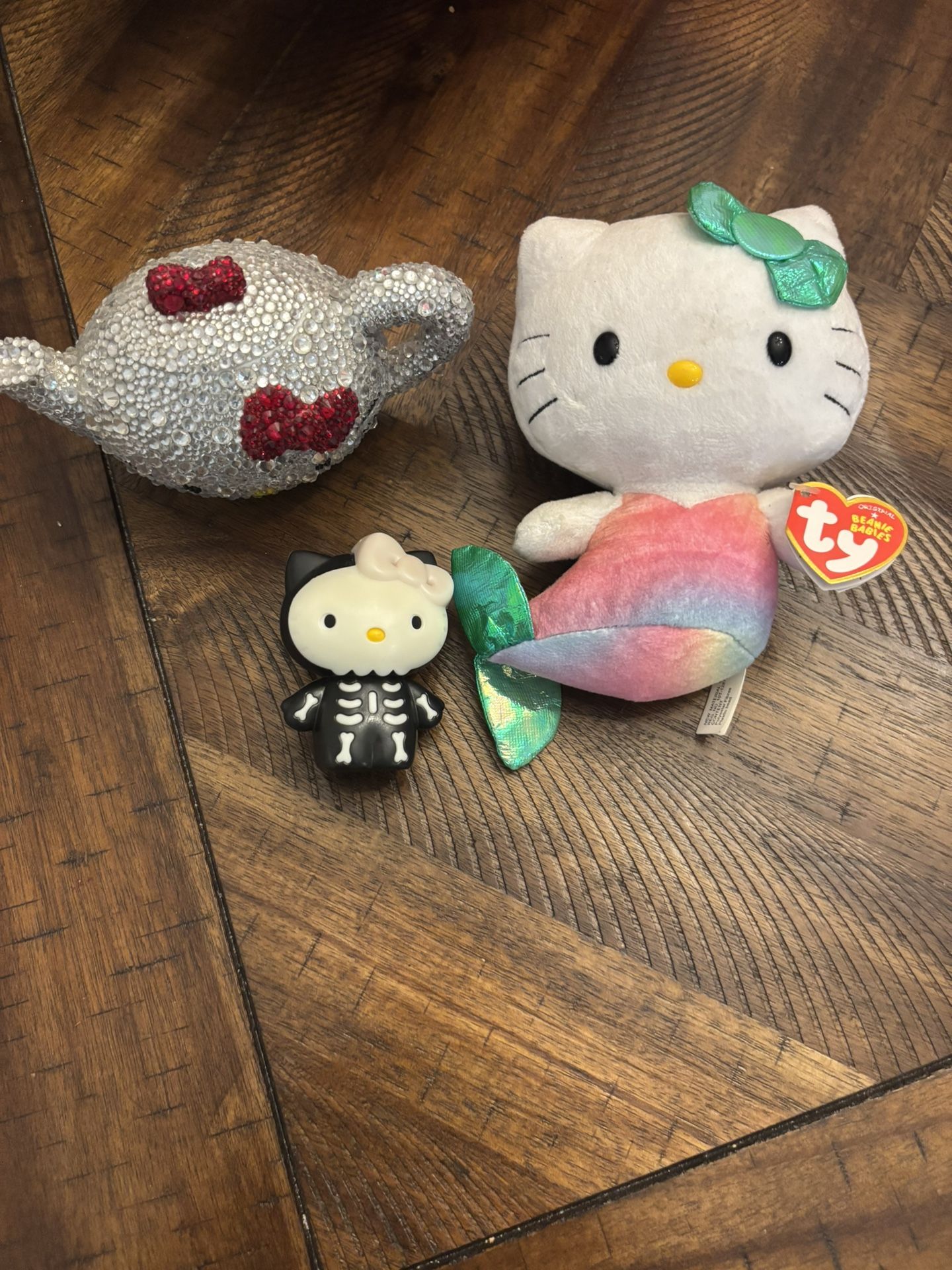 Ty Hello Kitty Beanie & More
