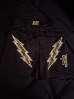 EE shorts