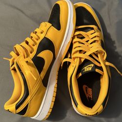 Nike Dunk Low Goldenrod