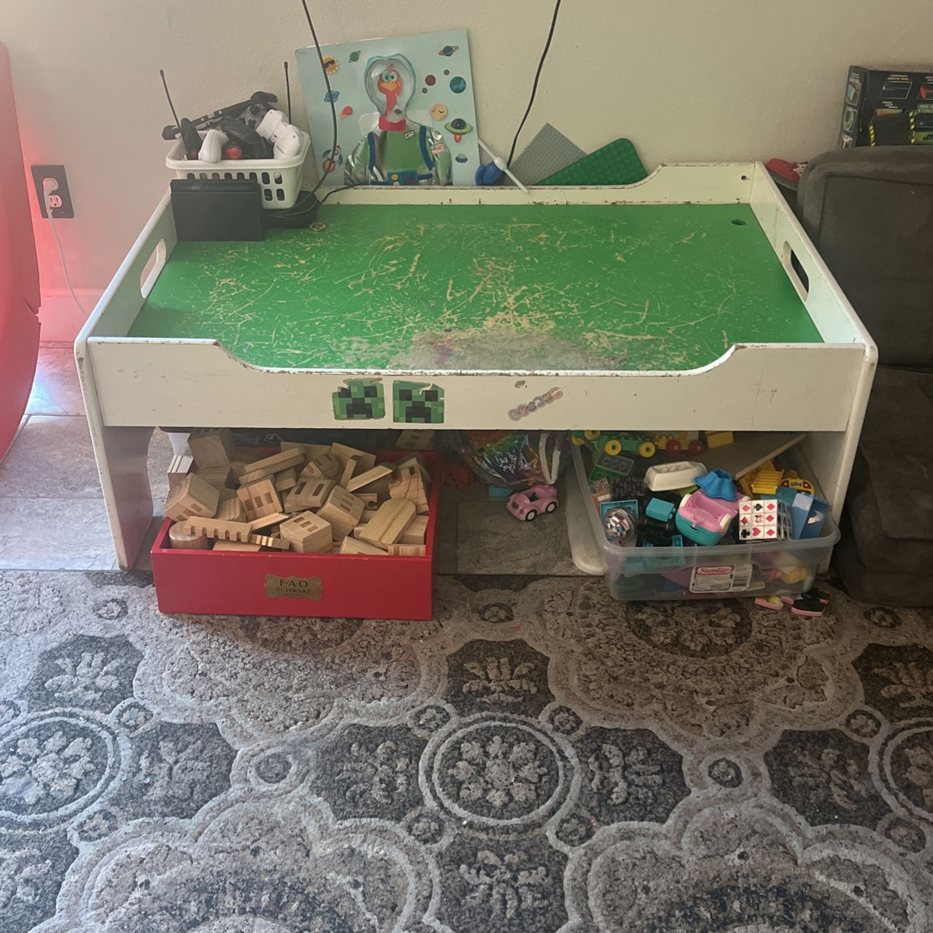 Toy Table