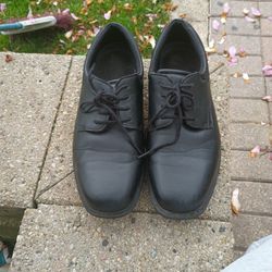 TredSafe Men's Shoes Size 10.