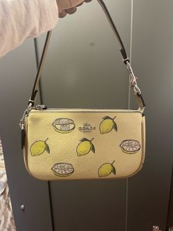 Coach lemon Nolita 19