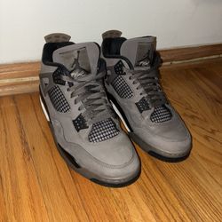 Jordan 4 Retro 