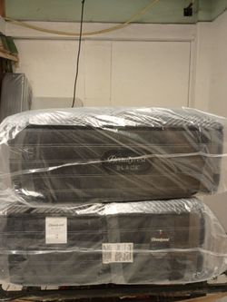 💤🛌🏽💤💤 $899 size California king split now available 💤🛌🏽💤💤