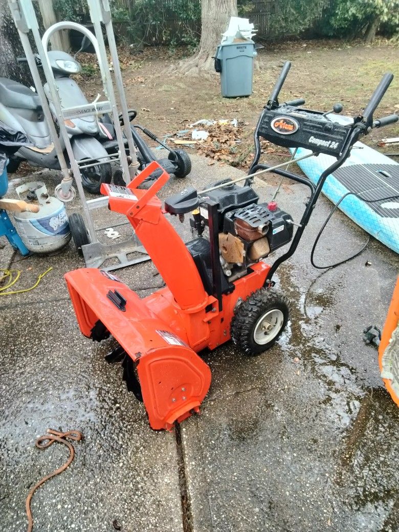 Like New Airnes Snow Blowe