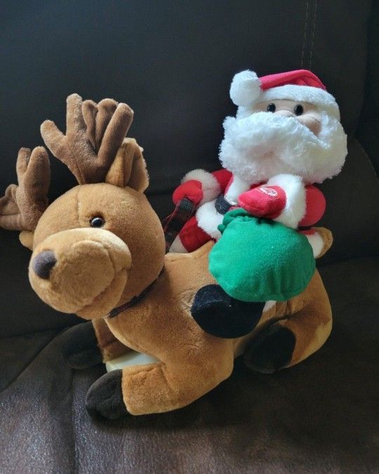 NEW in box Santa and Dasher Talk Sing Animated The True Meaning of Christmas Animated incl song sheet and box