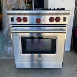 Wolf R304 Gas Range.  Upgraded Model
